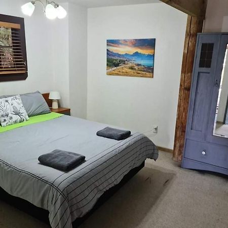 Rusty Nail Backpackers Hostel Taihape Exterior photo