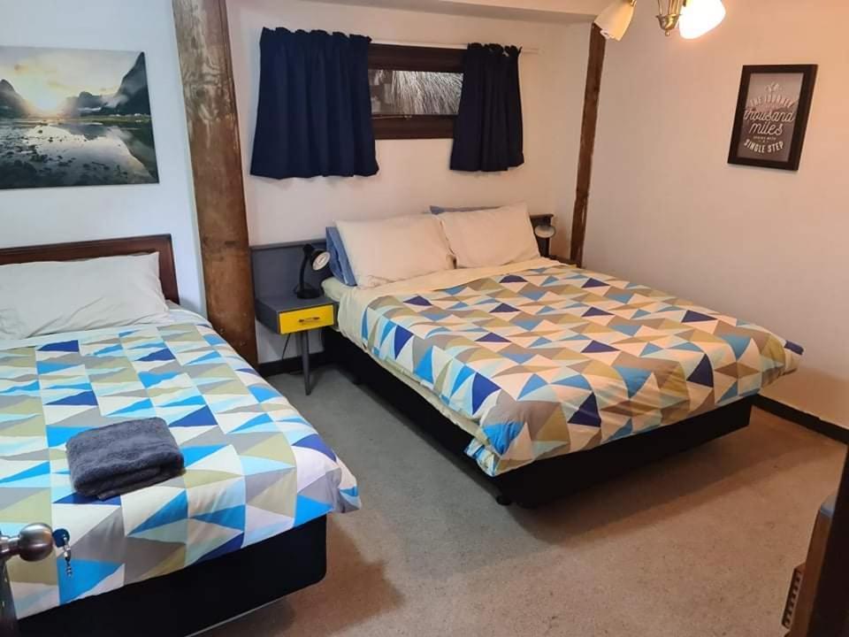 Rusty Nail Backpackers Hostel Taihape Exterior photo